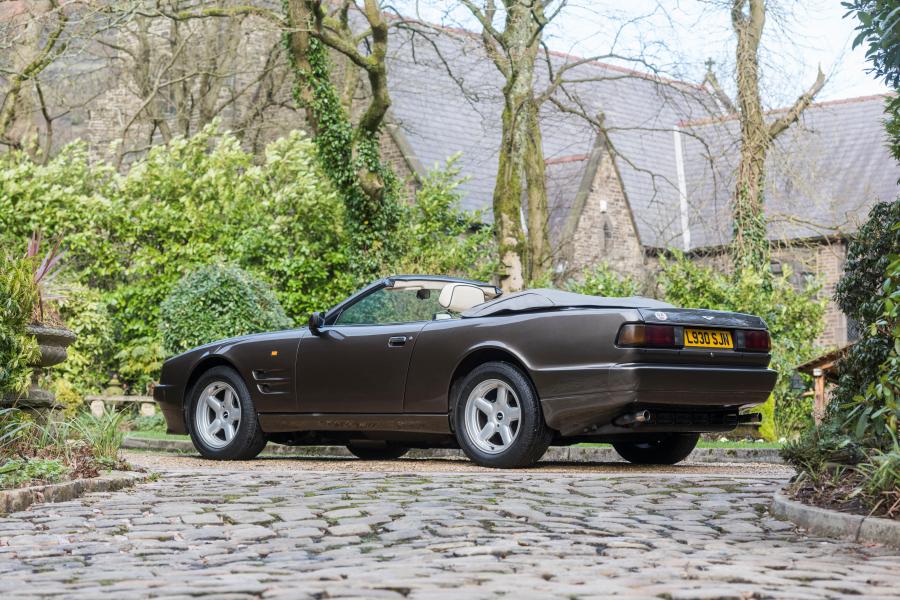  Aston Martin Virage Volante 1992 года  (UK) (фото 20 из 24)
